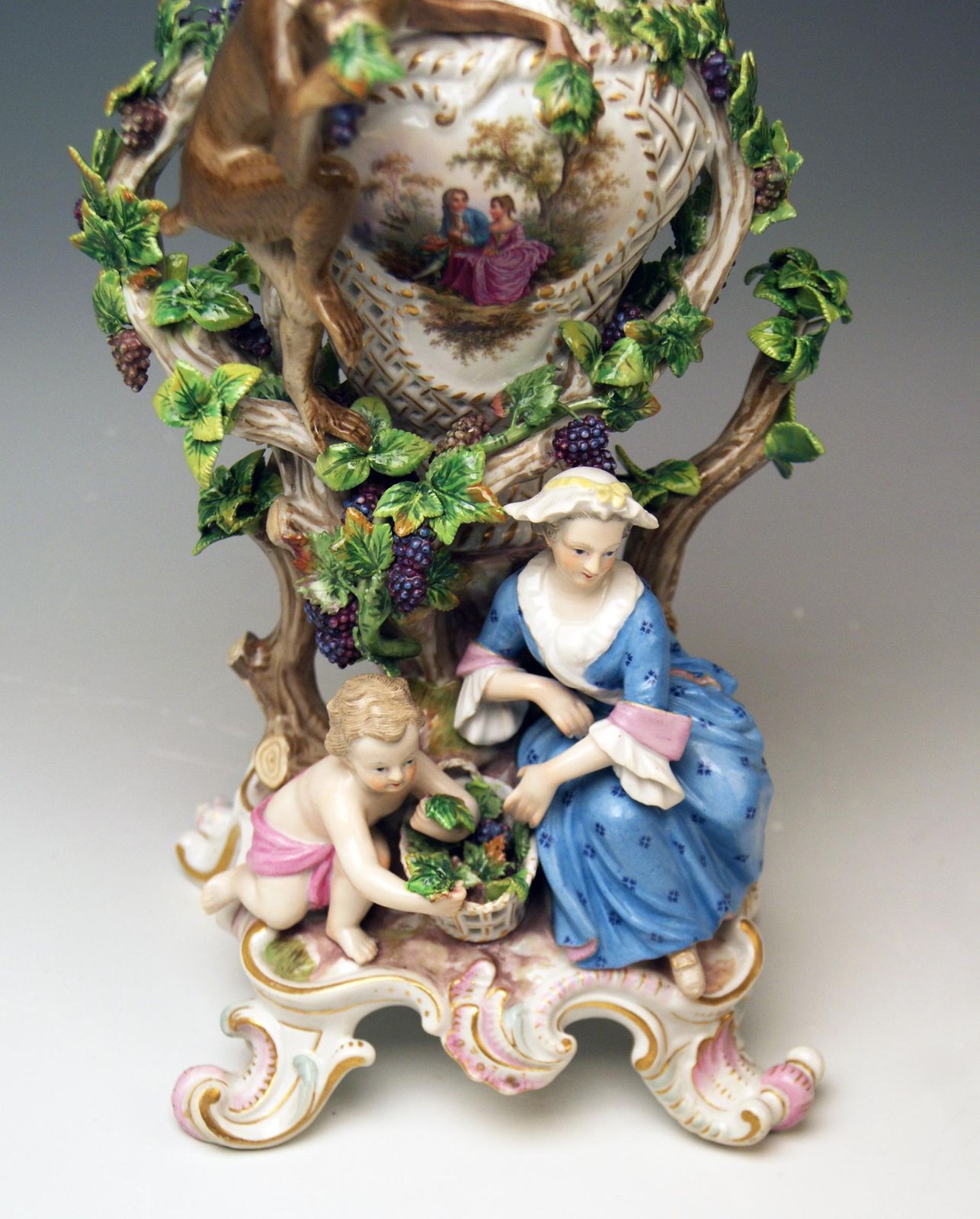 Meissen Potpourri Vase Wine Grapes Monkey Model 1002 By Eberlein Made Circa 1860 photo buy
