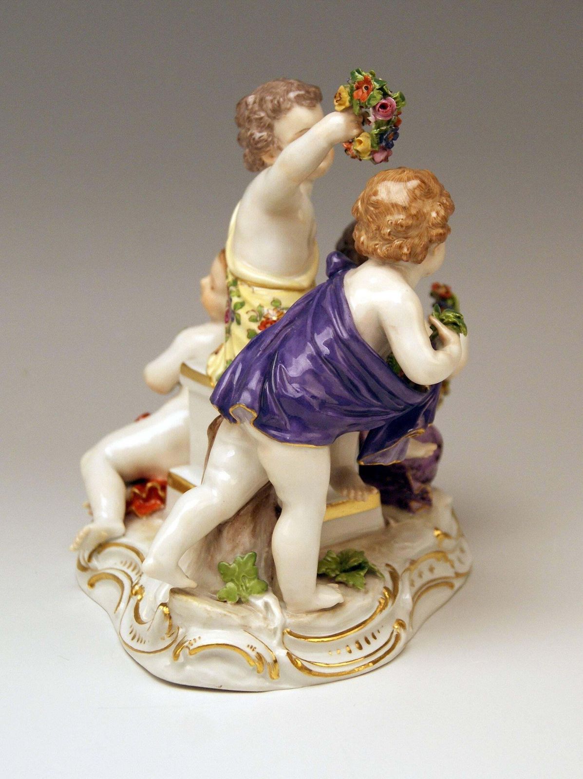 Meissen Seasons Figurines Cupids Allegory Of Spring Model 2502 Kaendler photo vinterior