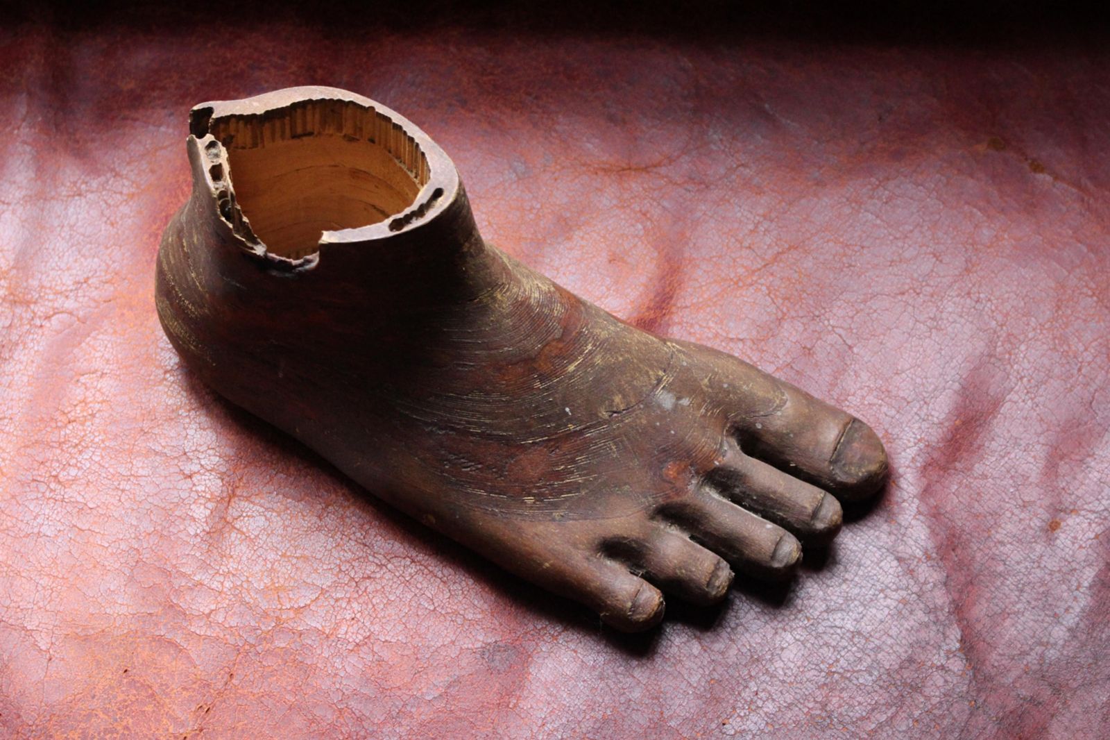 19th Century French Full Size Lay Figures Carved Wooden Foot Artist Mannequin photo for sale