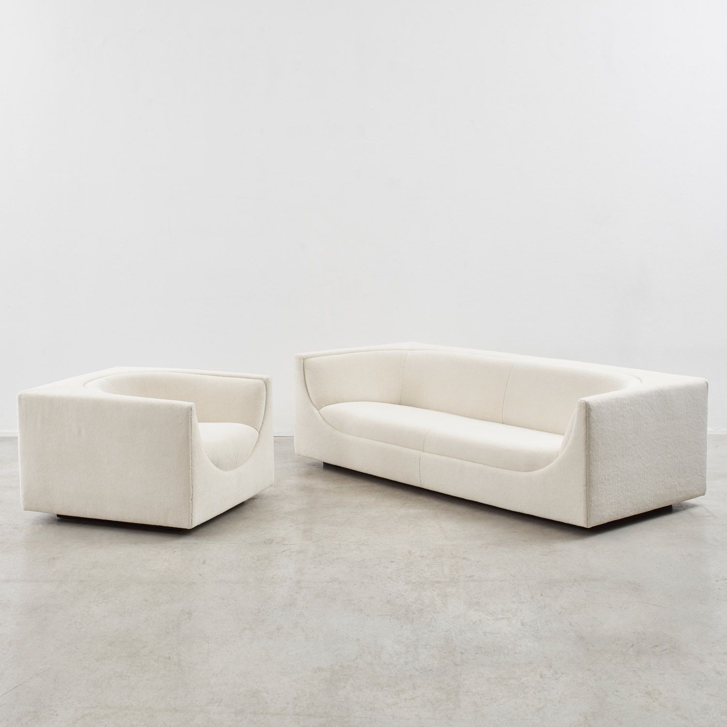 photo furniture Jorge Zalszupin Cubo Three Seater Sofa L’atelier Brazil, Brazil, 1970
