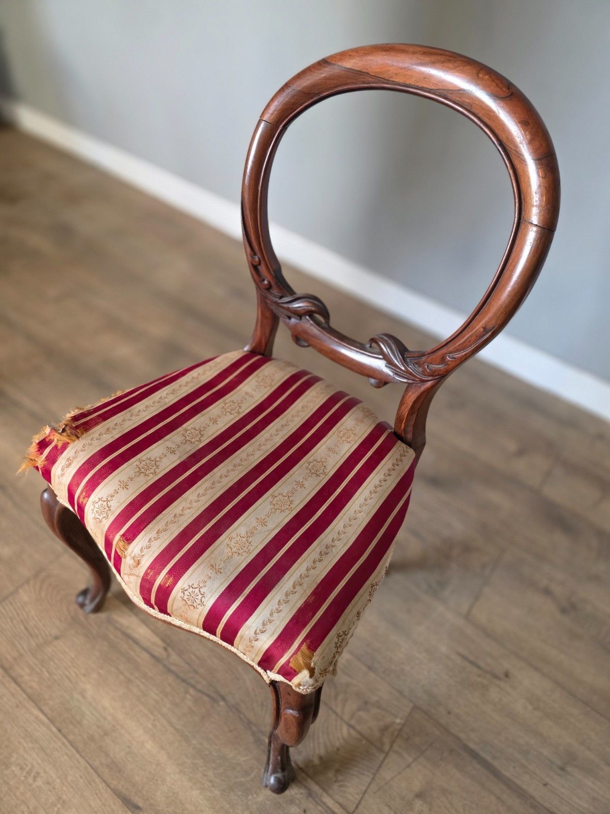 photo vinterior Set Of 6 Rosewood Victorian Balloon Back Chairs