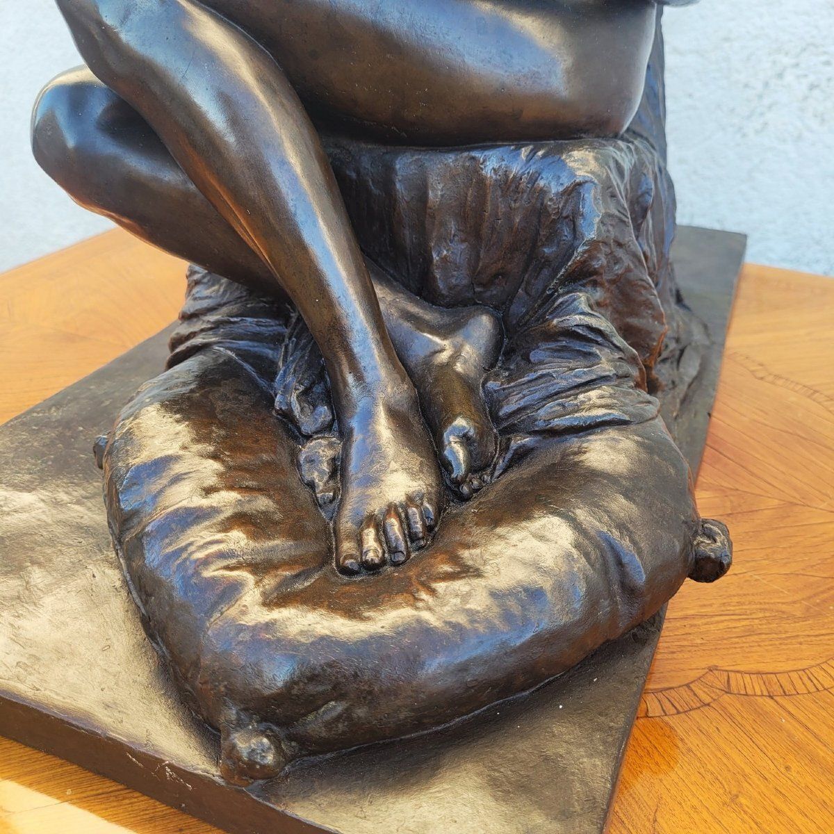 photo furniture Amendola, Bronze Sculpture Of An Antique Woman, 19th Century