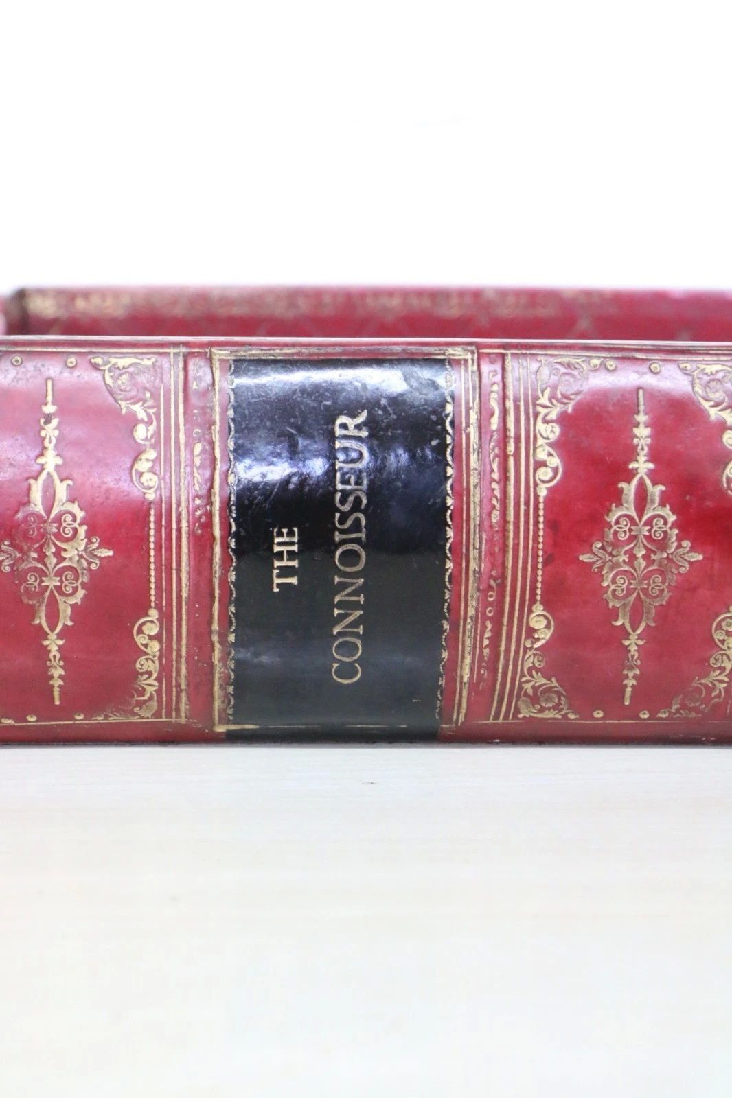 A Desktop Letter Paper Holder Modelled On An Antique Red & Gilt Leather Bound Book photo vinterior
