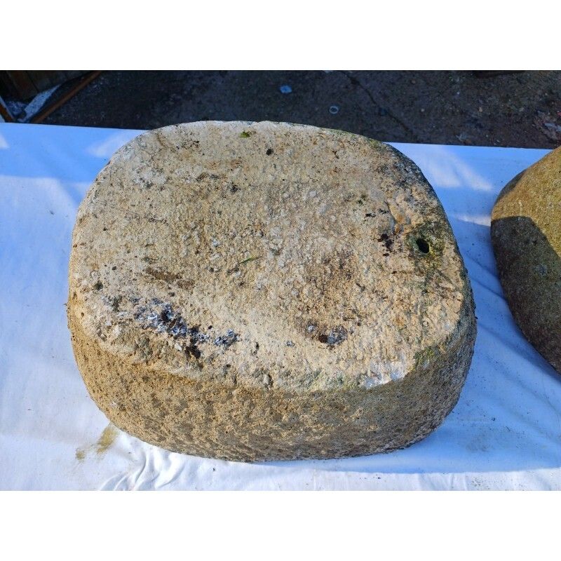 Pair Of 19th Century Dordogne Stone Basins photo vintage