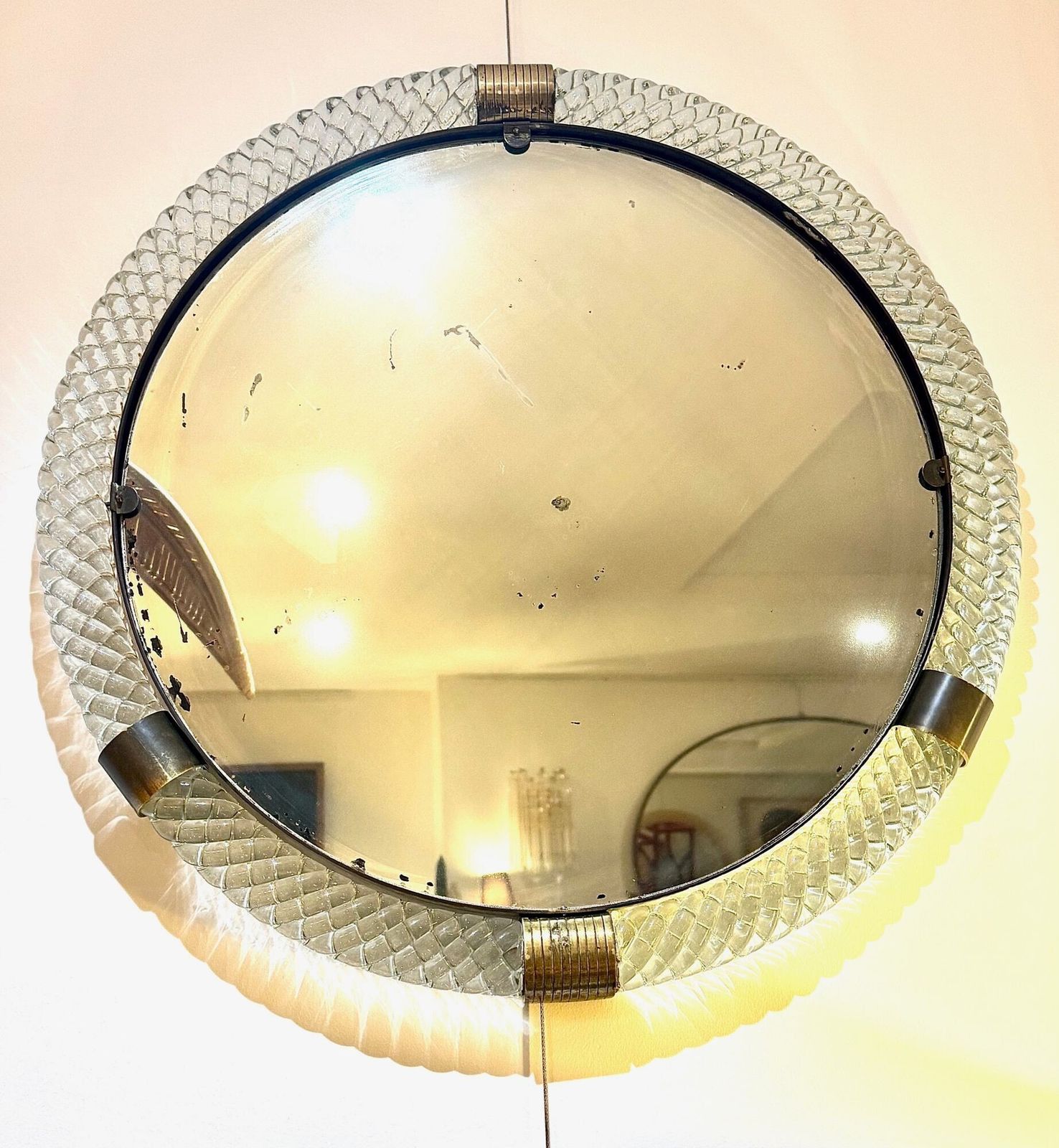 3450.0 A Large 1940s Circular Murano Glass And Brass Mirror By Barovier And Toso photo