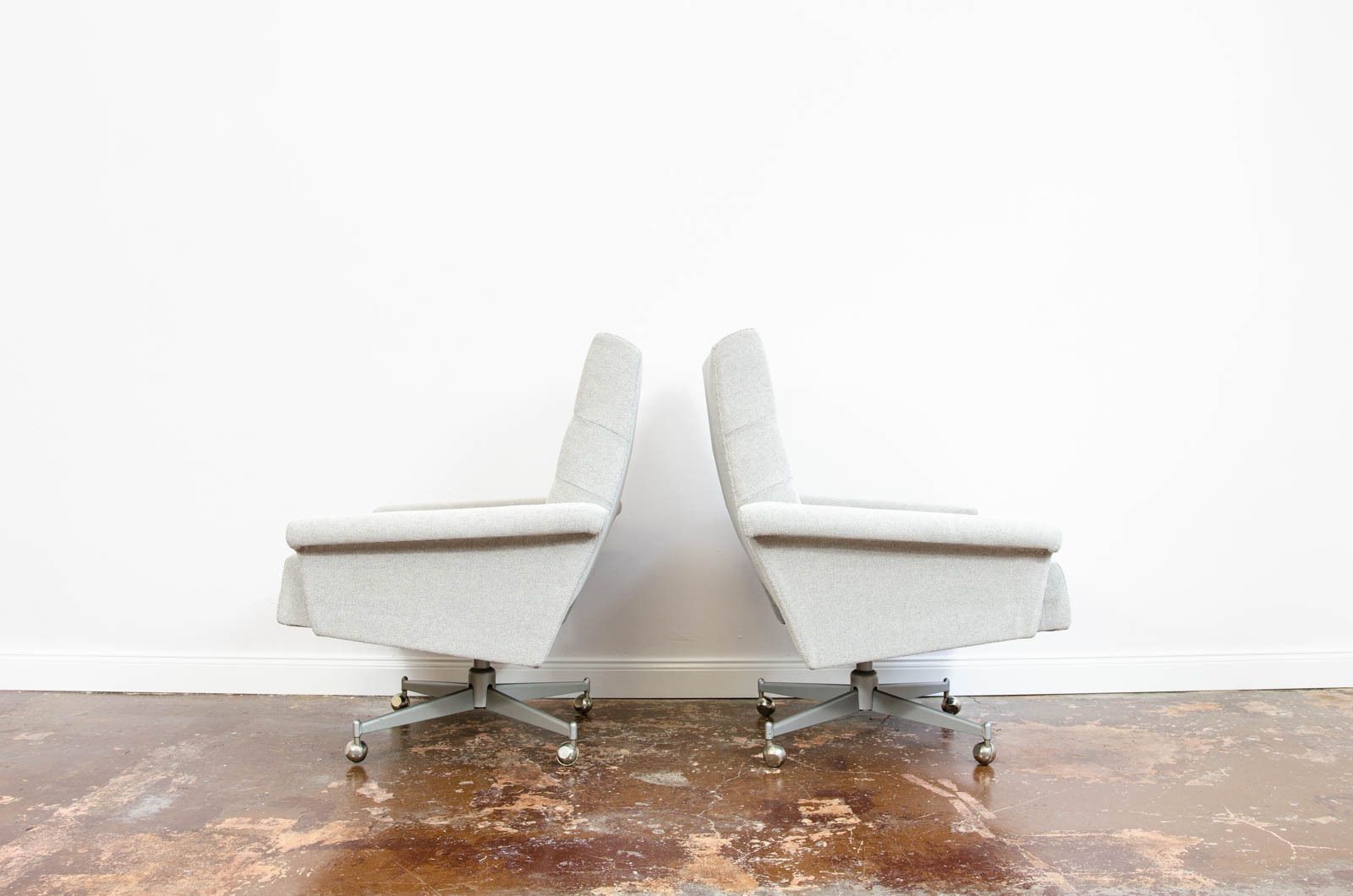 Modernist Armchairs From Up Závody On Metal Wheels, Czechoslovakia, 1970, Set Of 2 photo Furniture