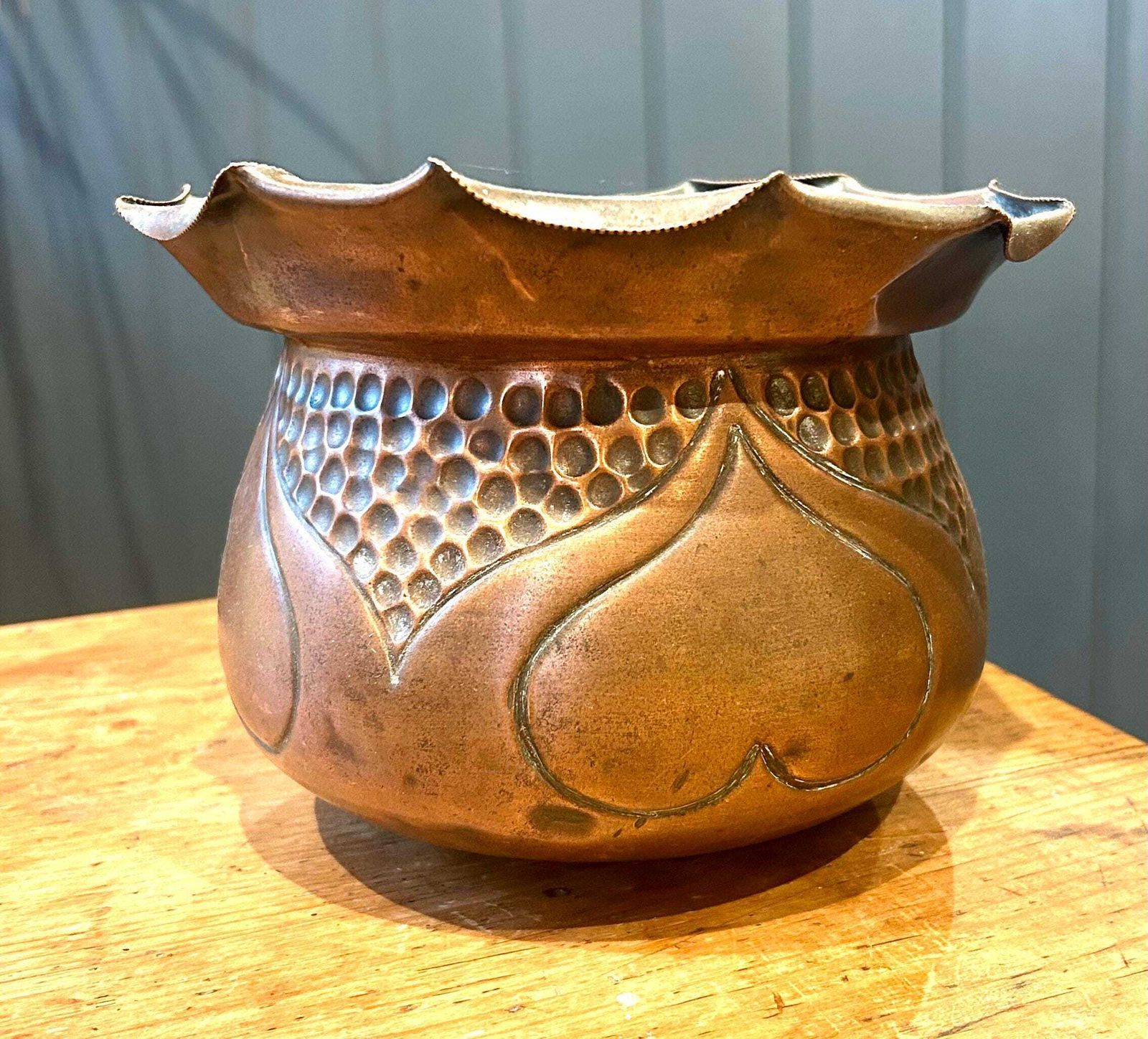 Townsend Arts And Crafts Antique Jardinière Planter Pot Plant Copper Box Industrial Antique Vintage Victorian Stand Holder Vase photo furniture