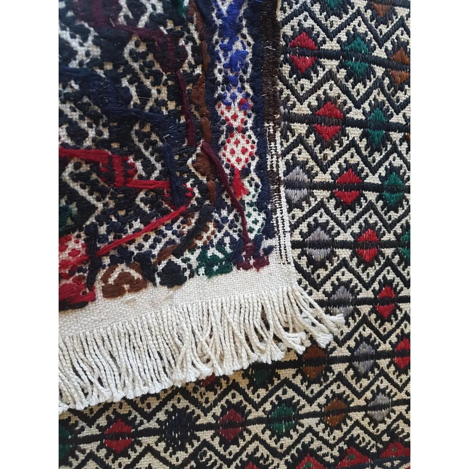 1970s Vintage Turkish Kilim Yastik Rug 1'8" X 2'8" photo vinterior
