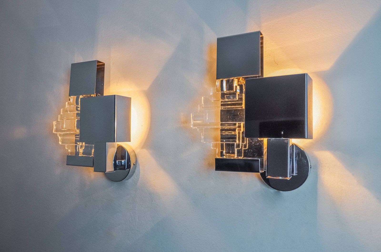 Pair Of Wall Lights From Sciolari, Chrome Plated Metal And Murano Glass, Italy, 1970 photo furniture