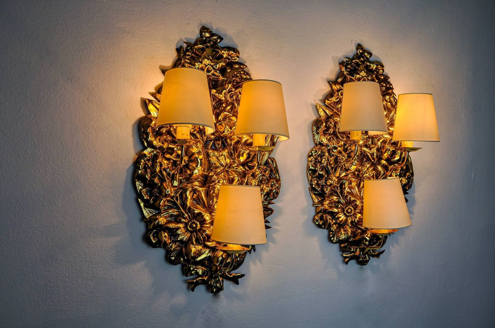 Pair Of Frolaes Wall Lights By Italo Valenti, Brass Spain 197 photo vinterior