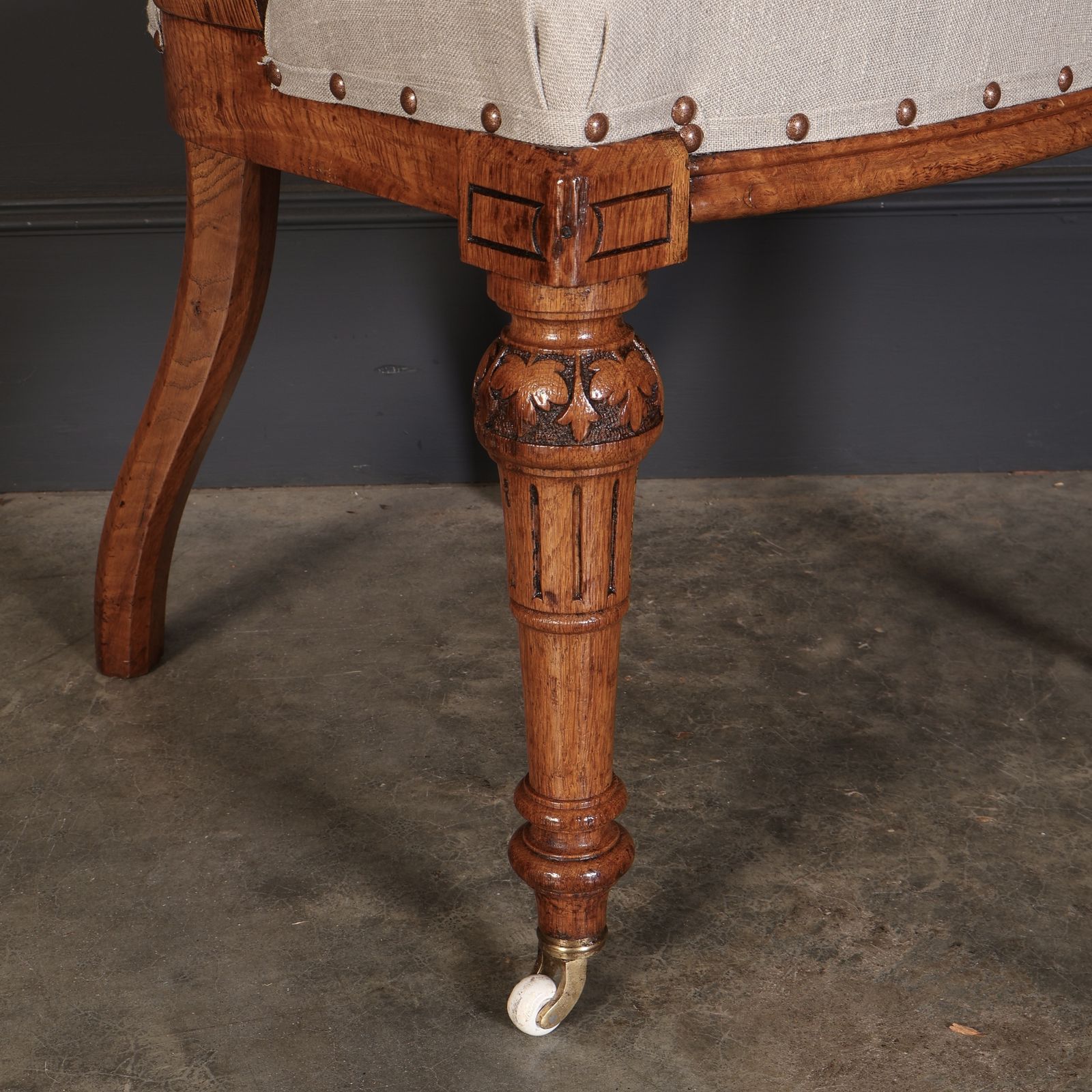 photo furniture Magnificent Set Of Ten Victorian Oak Dining Chairs