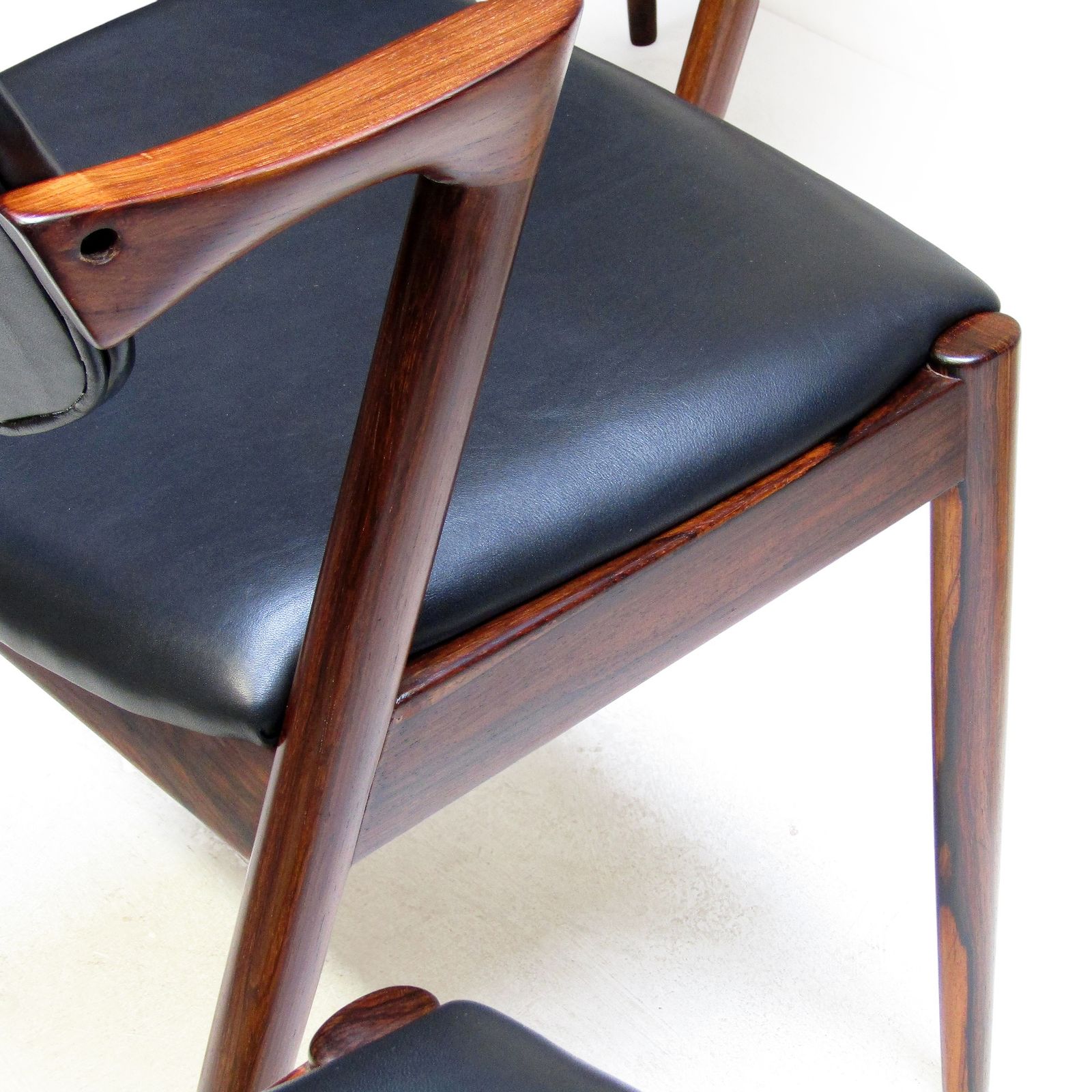 photo vinterior Six Danish "Model 42" Dining Chairs In Rosewood By Kai Kristiansen   Newly Re Upholstered