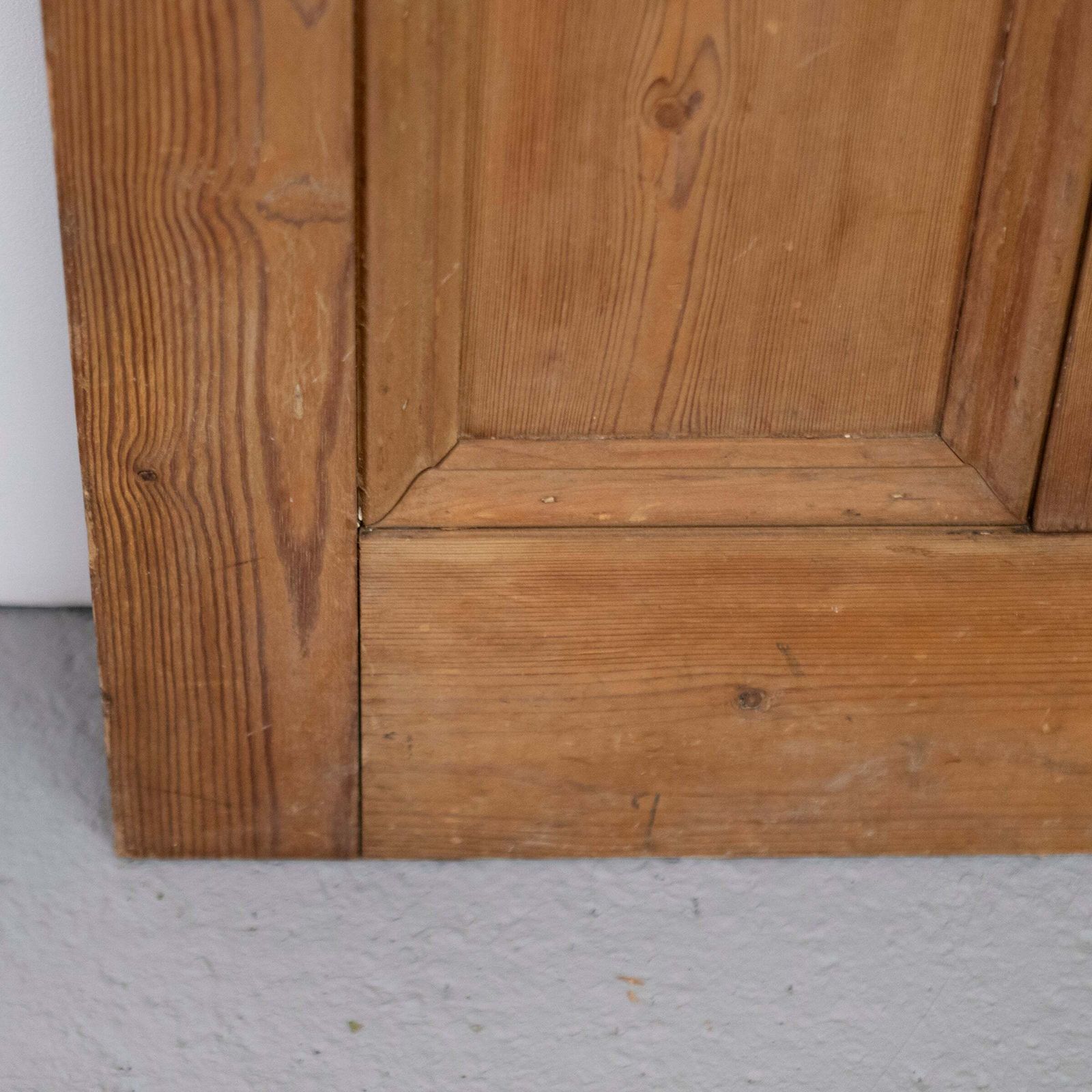photo vinterior Antique 4 Panel Stripped Door 194cm X 83cm