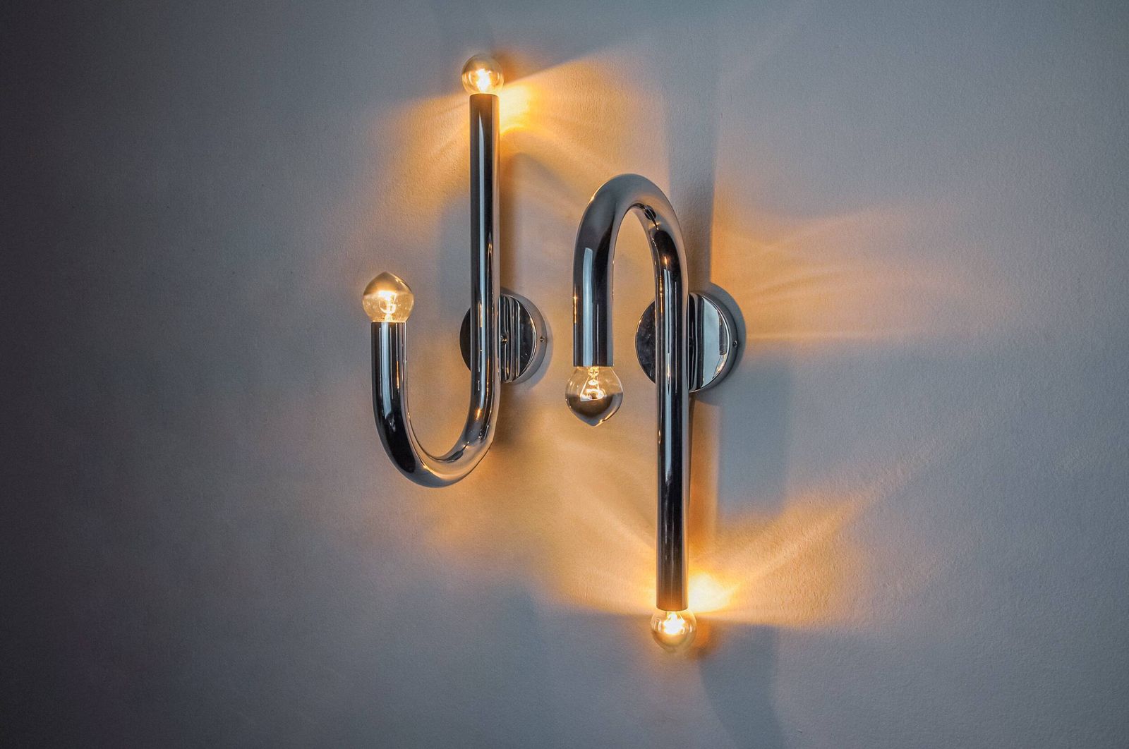 Pair Of Space Age Tubular Wall Lights, Chromed Metal, Italy, 1970 photo buy
