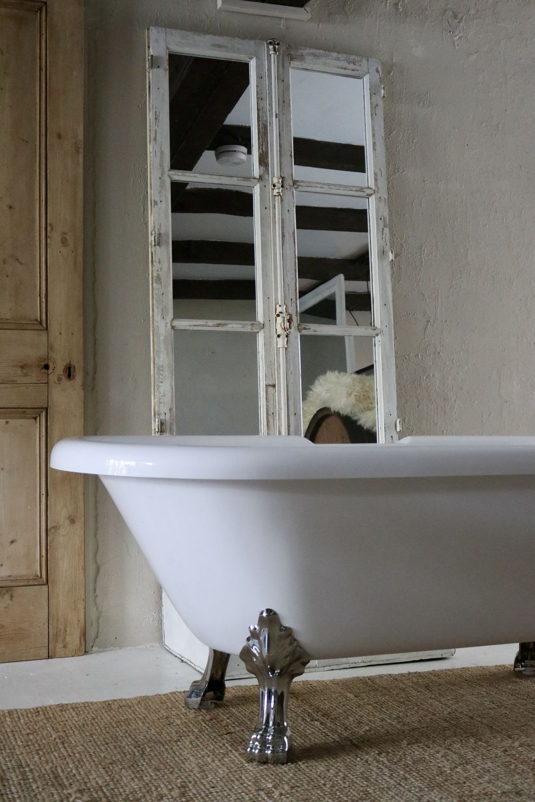 photo vinterior Floor Standing French Window Frame Mirrors