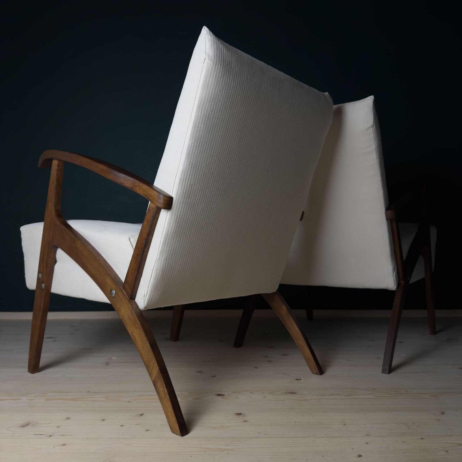 photo vintage Mid Century Armchair, Yugoslavia 1970s, Set Of 2