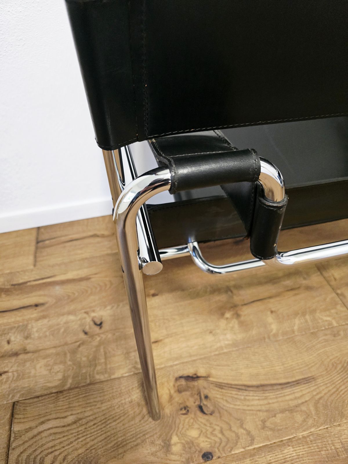 60s Wassily Chair By Marcel Breuer For Gavina (Original) photo vinterior
