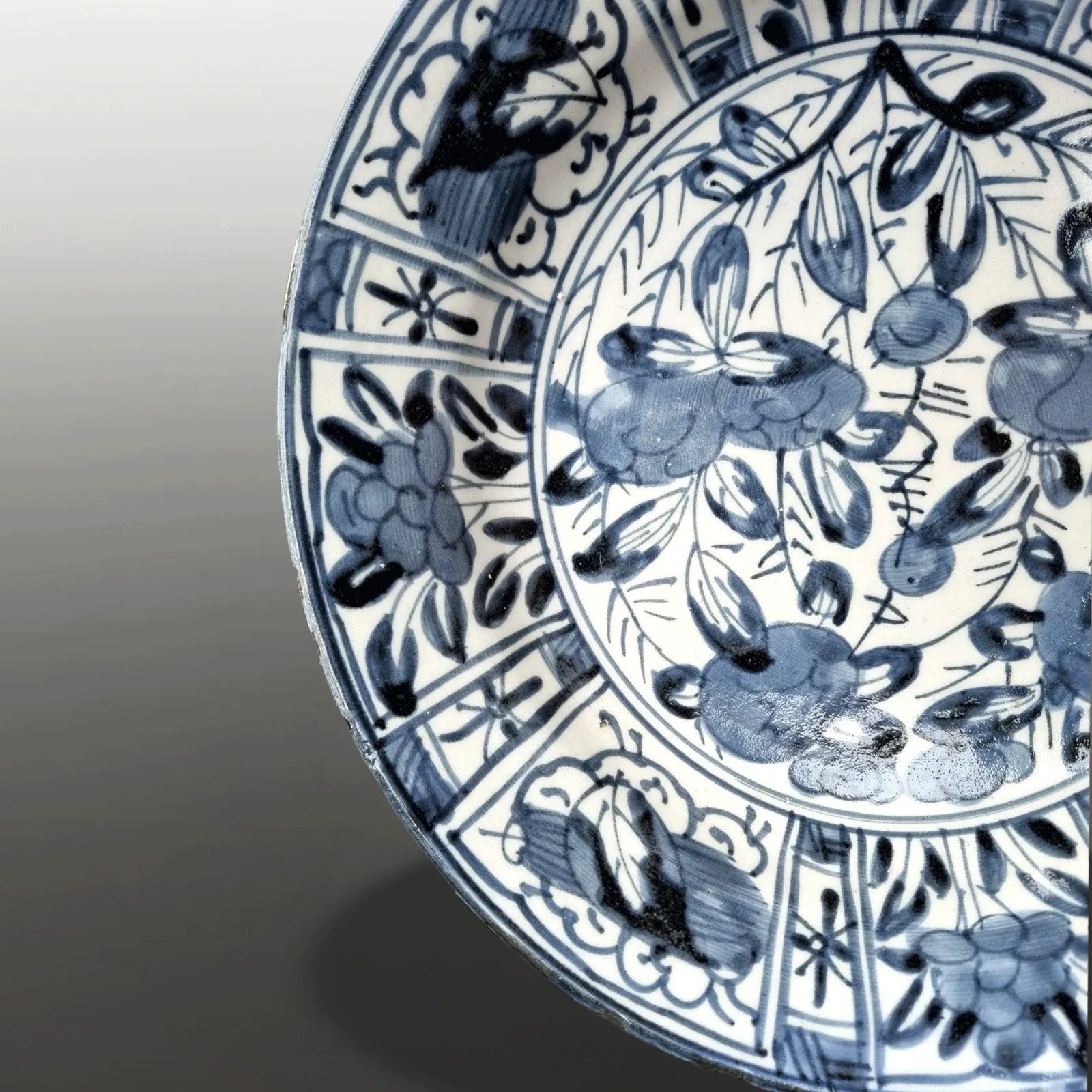 Japanese 17th Century  Early & Rare Kraak Charger C1680 Holzapfel Collection photo for sale