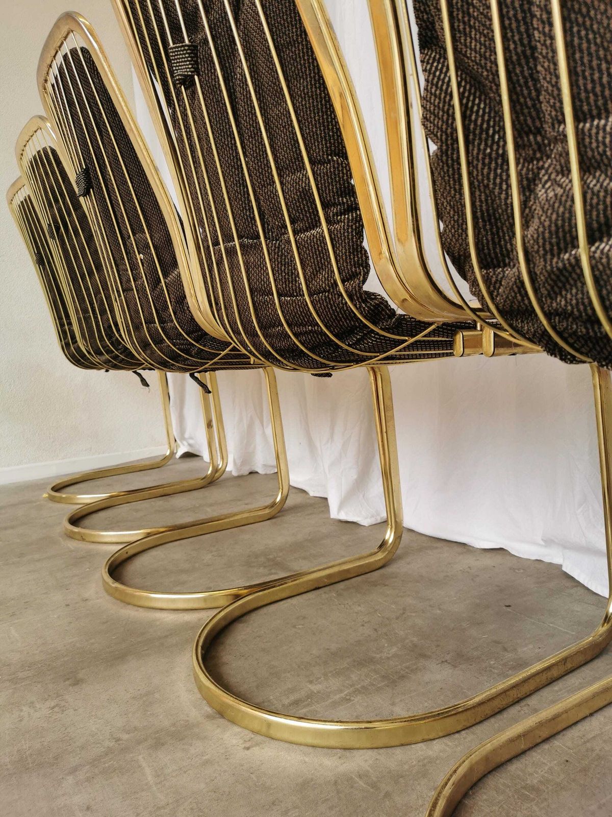 photo furniture Vintage Gold Chrome Dining Chair: Italiay (Set Of 6)