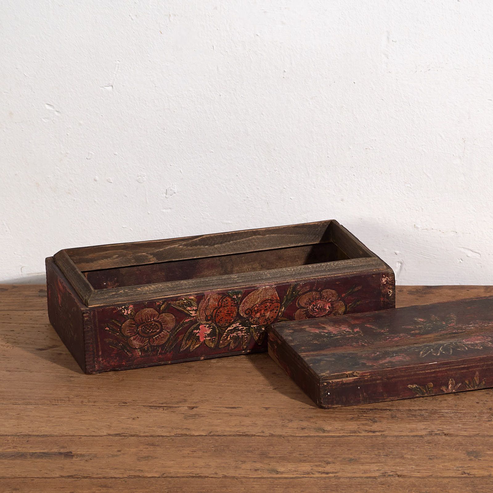Antique Chinese Box With Decoration Of Pomegranates And Flowers (C.1900) #7 photo for sale
