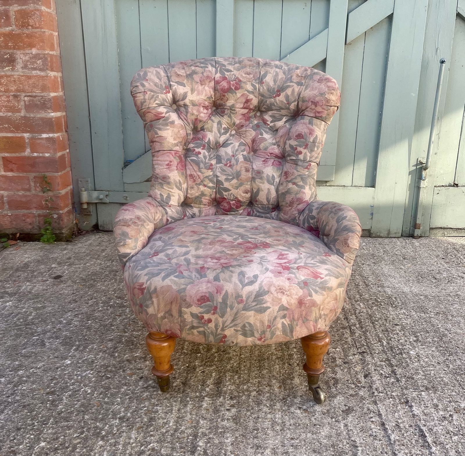 A 19th Century Tub Chair By Hindley And Son photo furniture