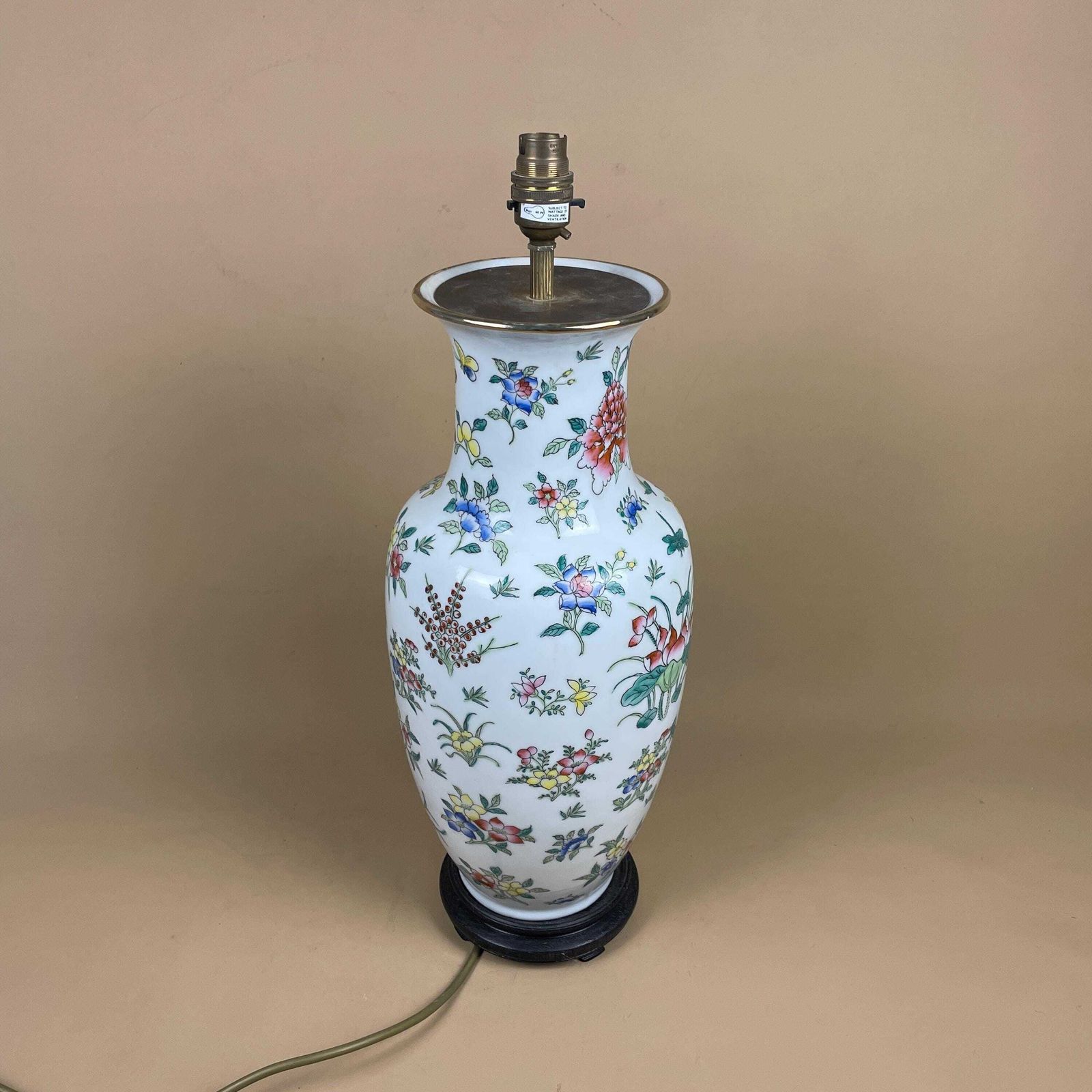Vintage Large Ceramic Lamp Light Bedside Table Hand Painted Floral Design White Oriental Chinese Vase Cottage Antique Brass Top Wood Base photo vinterior