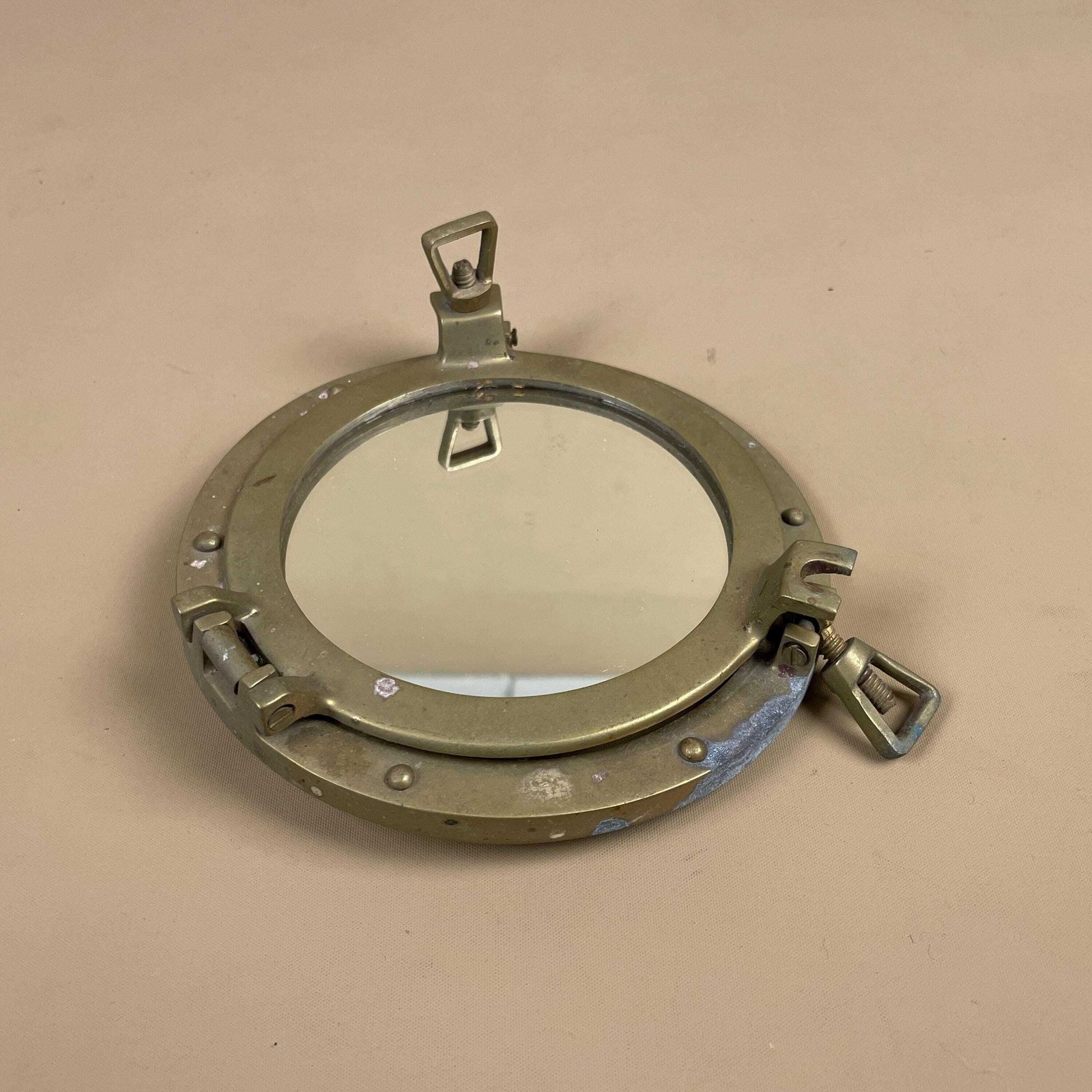Vintage Brass Porthole Wall Mirror Nautical Maritime Ship Style Small Round Industrial Coastal Decor Seaside Cabin Mirror Marine Wall Art photo furniture