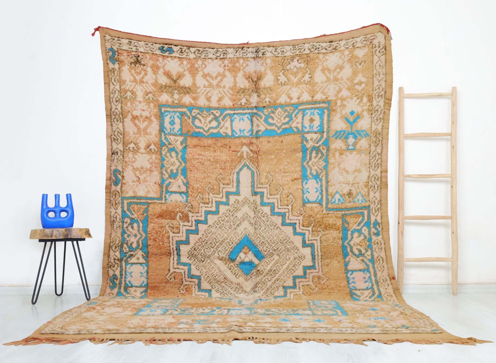 Cila Vintage Moroccan Rug 5'8" X 9'9"
