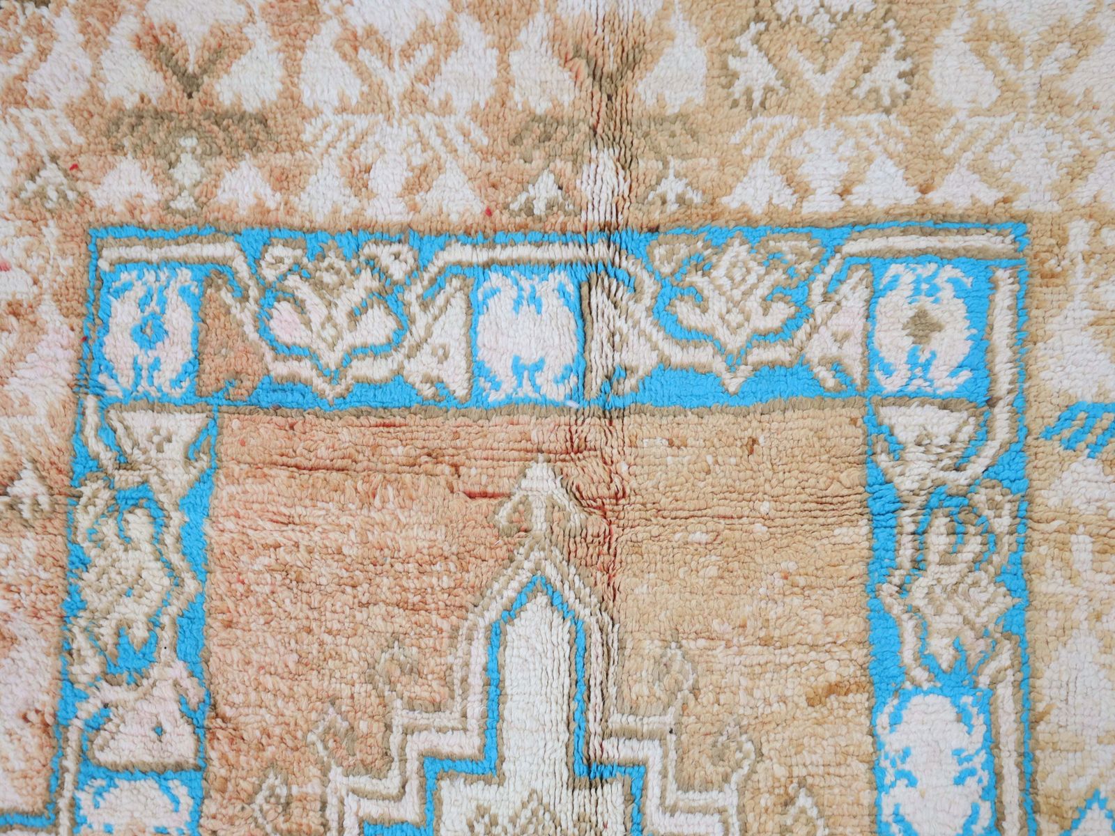 Cila Vintage Moroccan Rug 5'8" X 9'9" photo Textiles