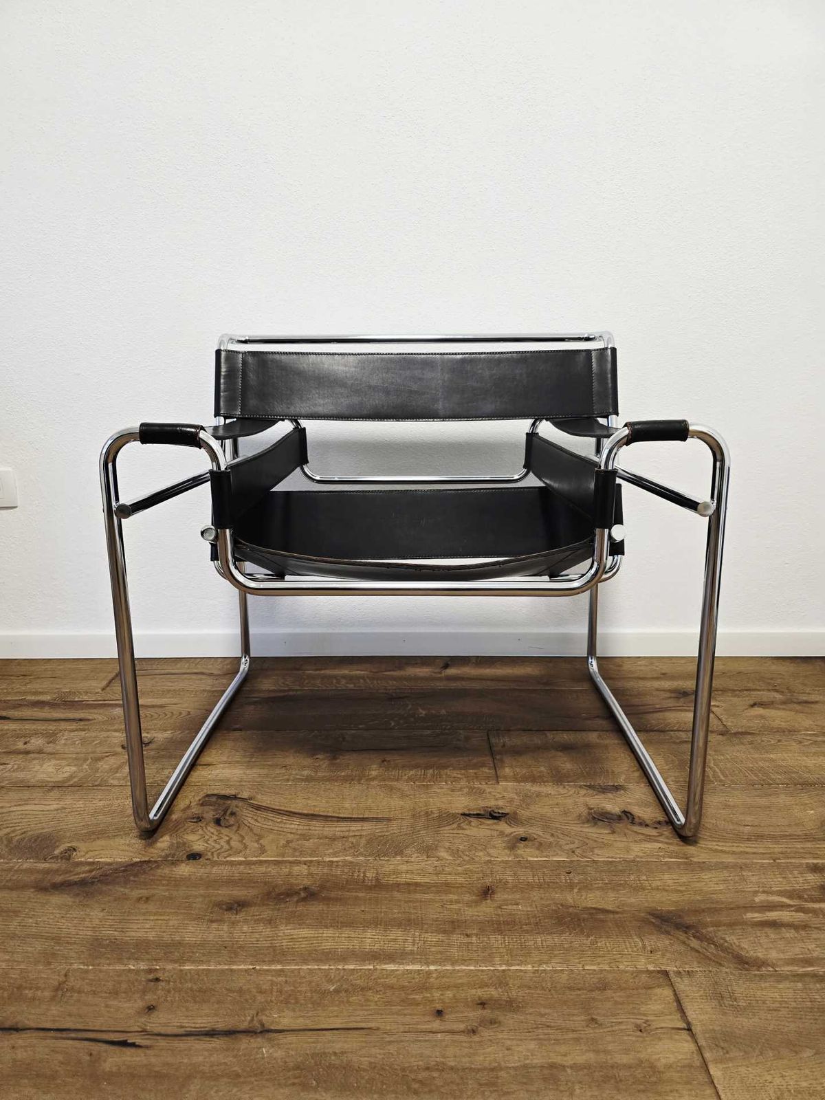 Furniture 60s Wassily Chair By Marcel Breuer For Gavina (Original) – Iconic Bauhaus Design photo