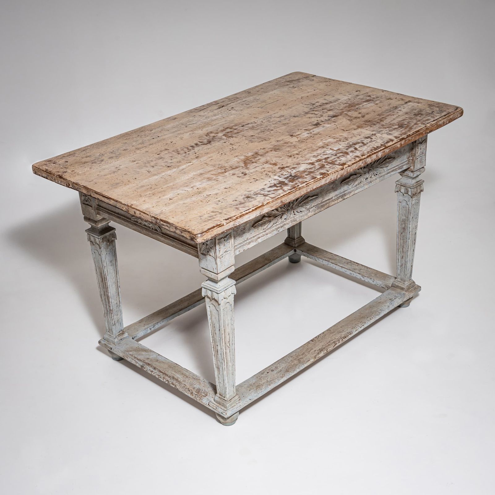 Provincial Louis XVI Dining Table With Grey Finish, Late 18th Century photo vintage