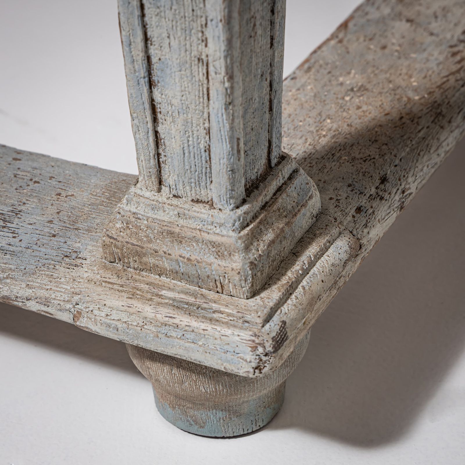 photo furniture Provincial Louis XVI Dining Table With Grey Finish, Late 18th Century