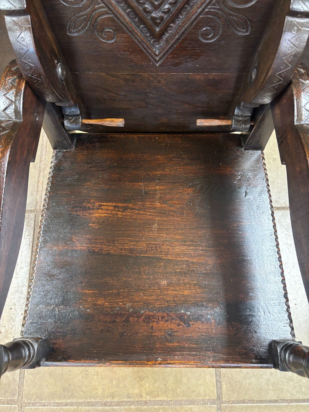photo furniture Antique Carved Oak Monks Chair/ Seat Metamorphic Chair Table