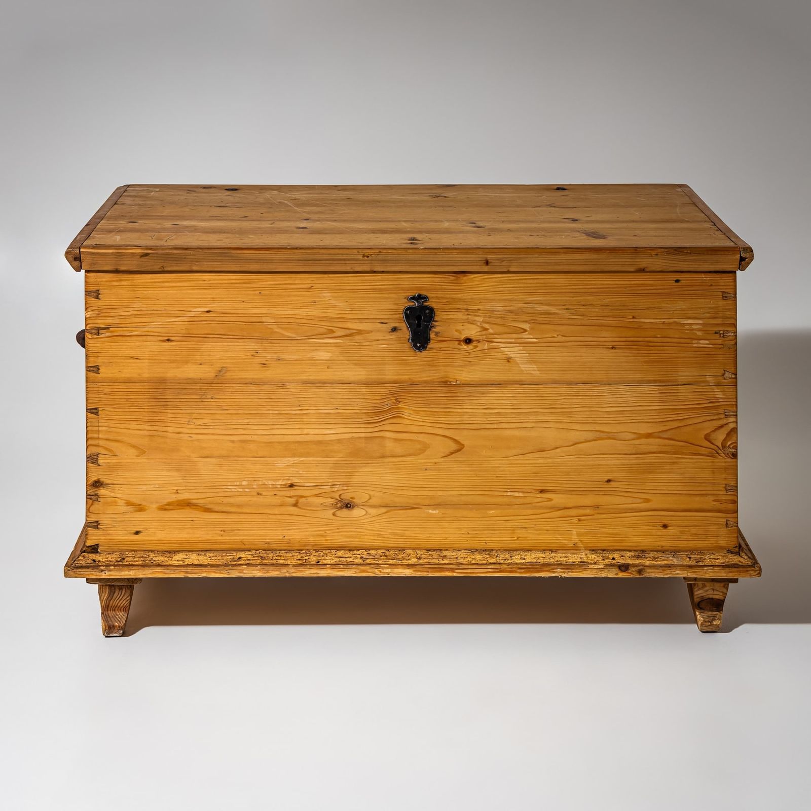 Rustic Chest, Southern Germany/Franconia, Fir, Mid 19th Century photo Furniture
