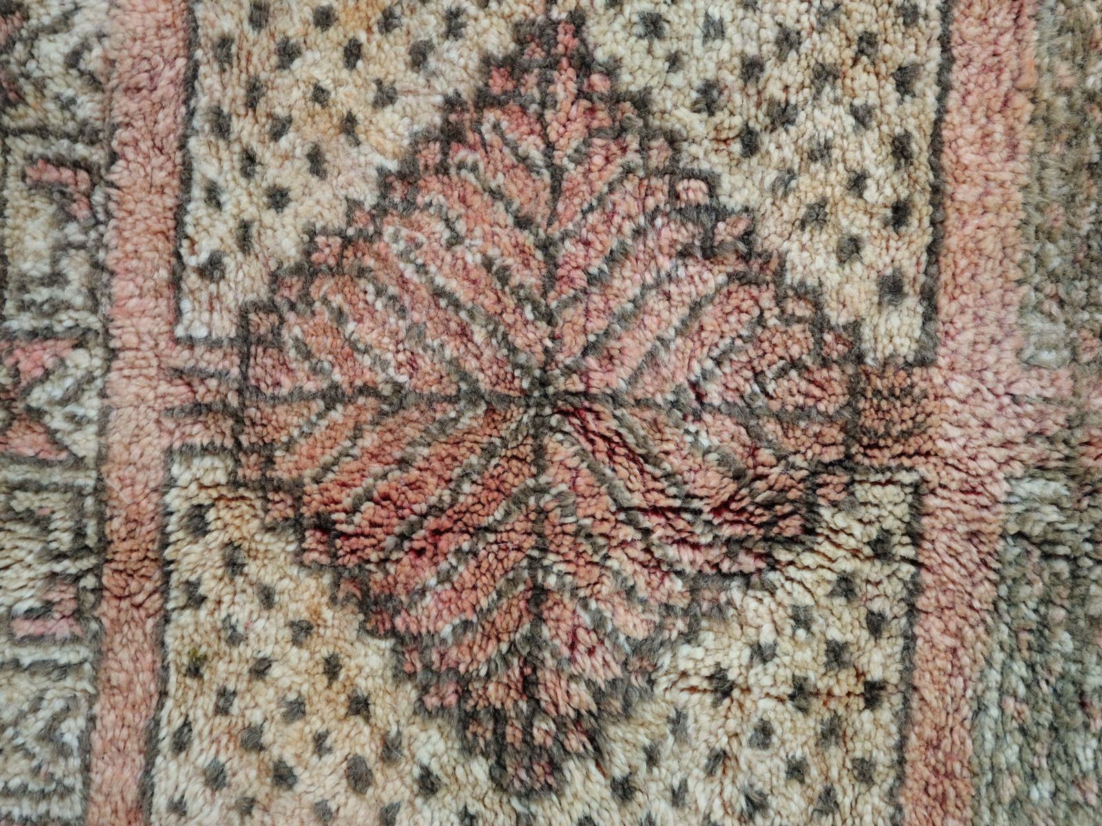 Asaru  Vintage Moroccan Rug  5'3" X 9'2" photo vintage