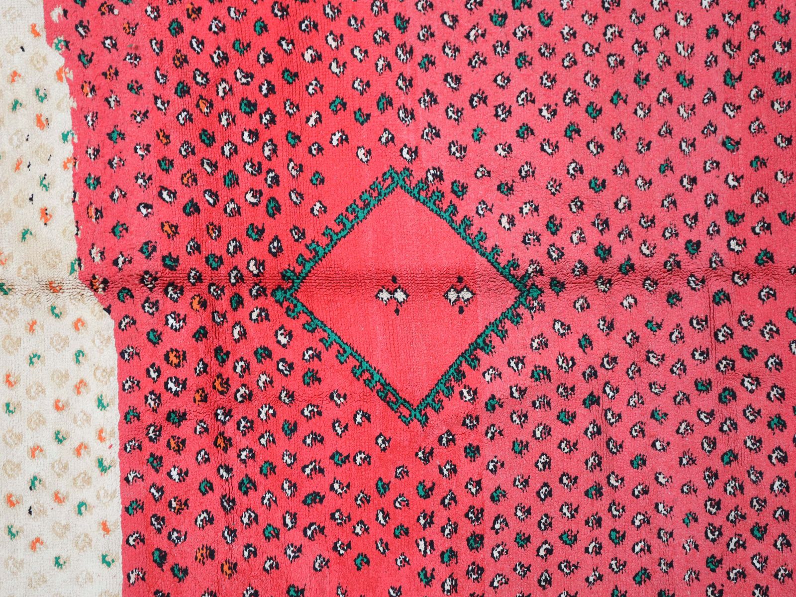 Beti Vintage Moroccan Rug  5'7" X 11'7" photo Textiles