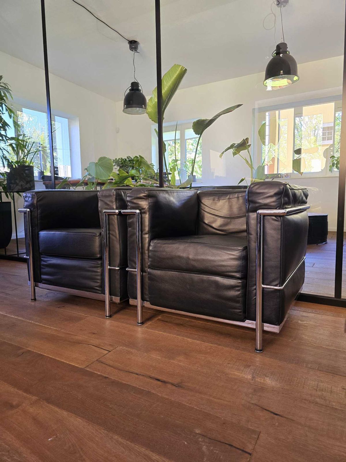 photo for sale Lc2  Le Corbusier Armchair, 1990 S