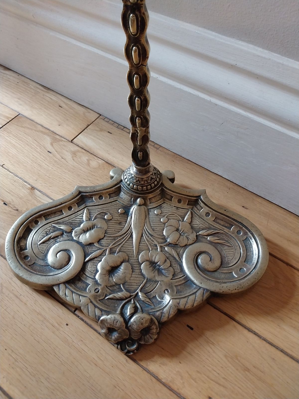 19th Century French Brass Aesthetic Stick Stand. photo Home Decor
