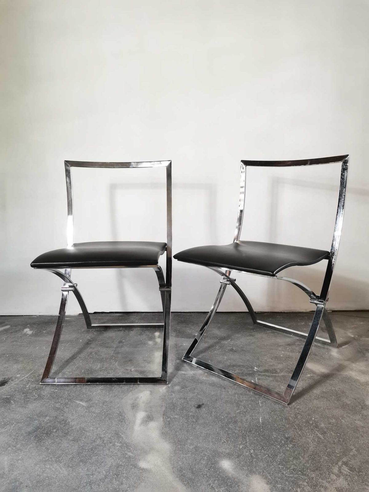 Marcello Cuneo, Model “Luisa”, 1970s Set Of 4 Dining Chairs photo for sale