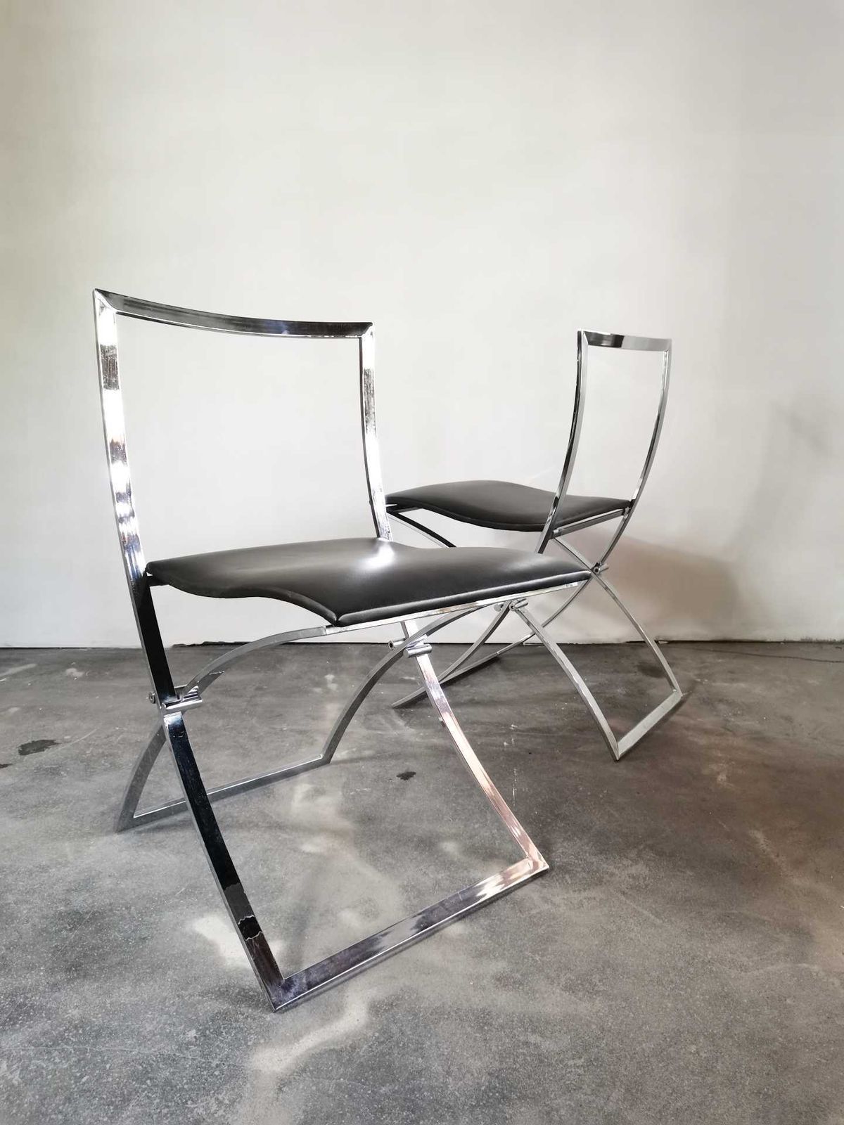 photo vinterior Marcello Cuneo, Model “Luisa”, 1970s Set Of 4 Dining Chairs