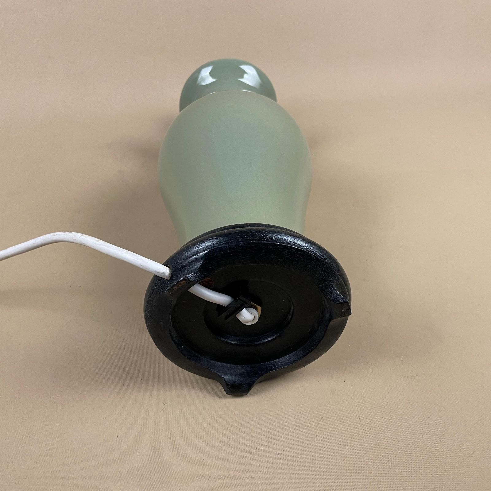 Vintage Ceramic Lamp Light Bedside Table Wood Base Oriental Vase Green Antique Brass Gold Metal Trims Classic Medium photo vintage