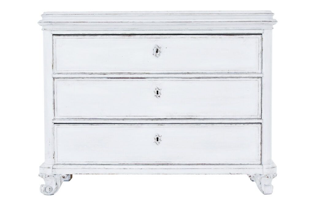 Swedish 19th Century Painted Chest Of Drawers