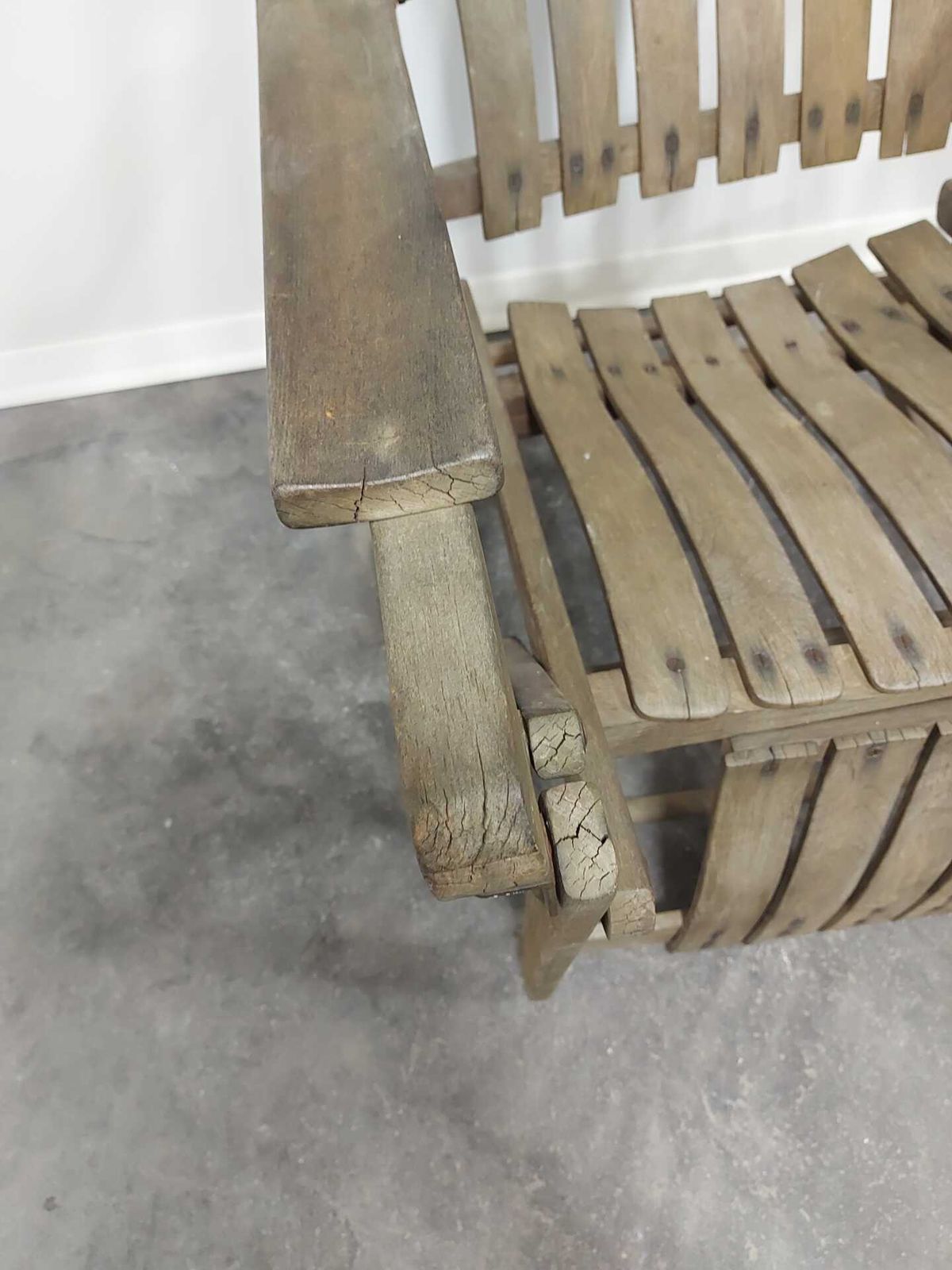 Siesta Medizinal N. 44 By Hans And Wassili Luckhardt For Thonet, 1930s photo furniture