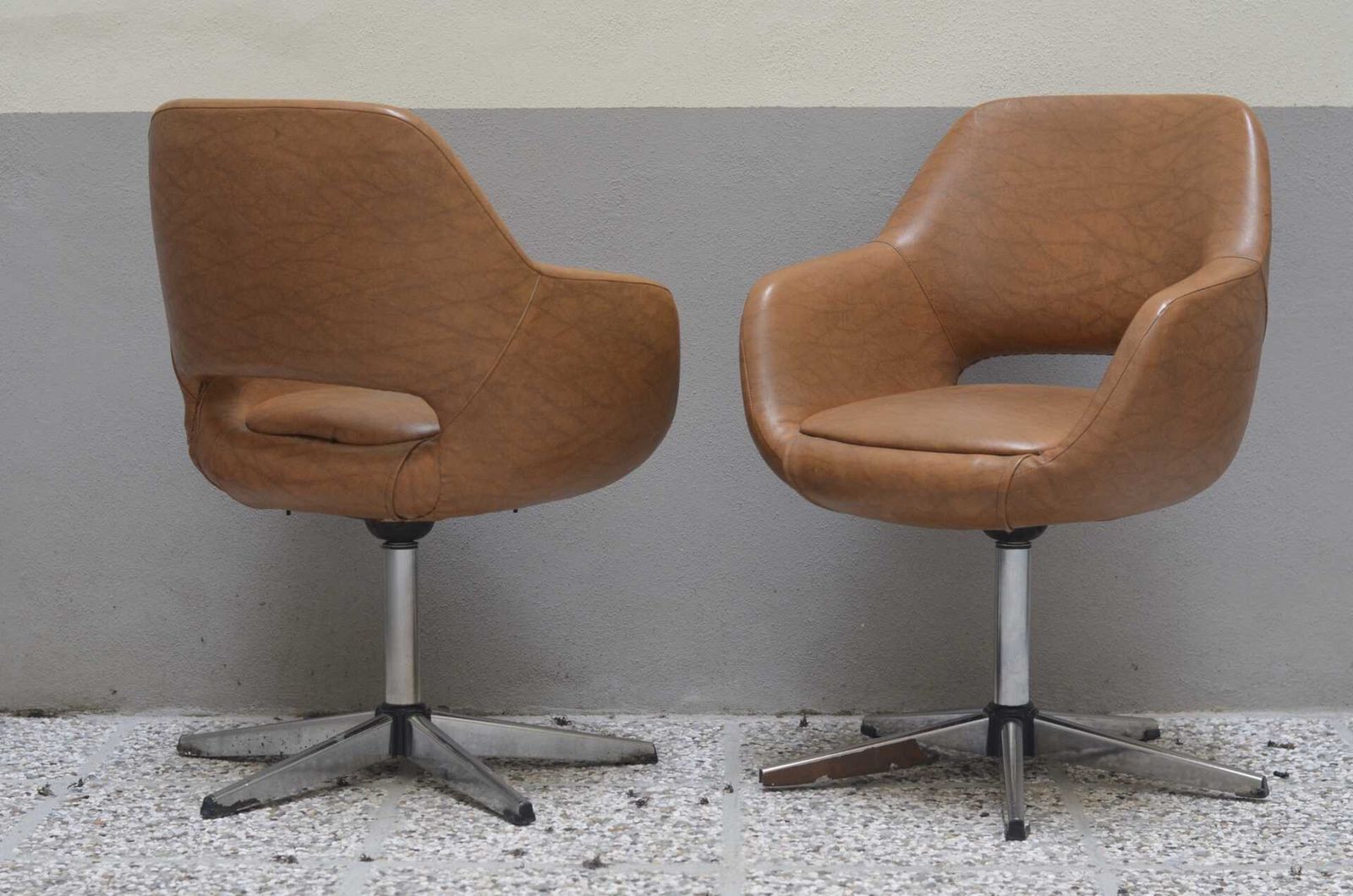 Swiveling Armrest Chair, By Niko Kralj 1970s