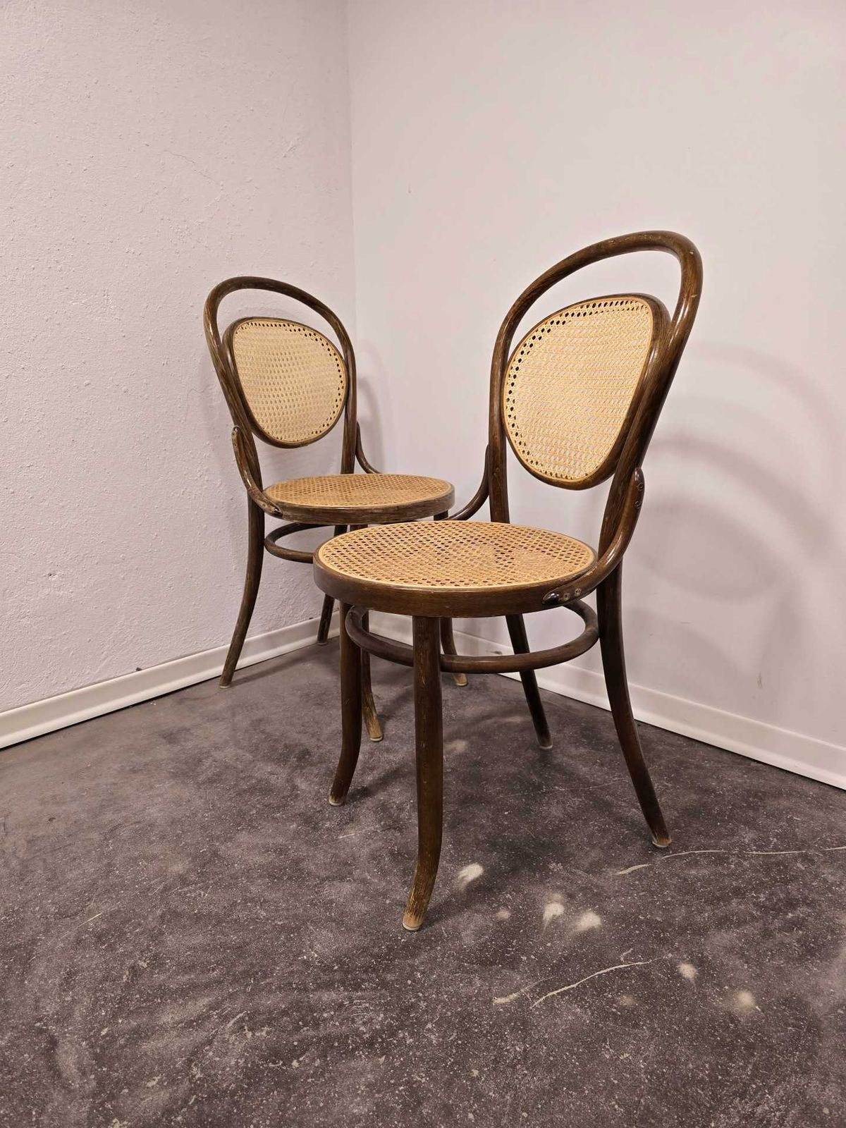 Thonet Chair N. 15, 1960s, 1 Of 2 photo vinterior