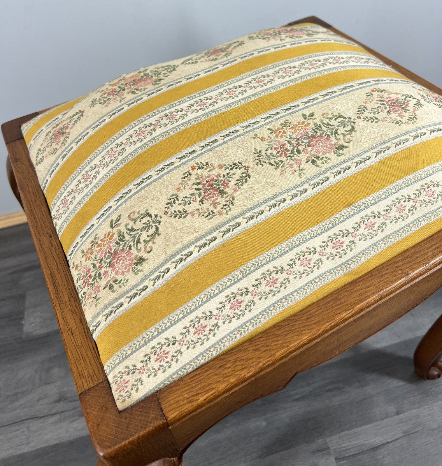 Footstool Vintage French Louis Style Oak Table Stool Upholstered Seat Lot 4214 photo vinterior