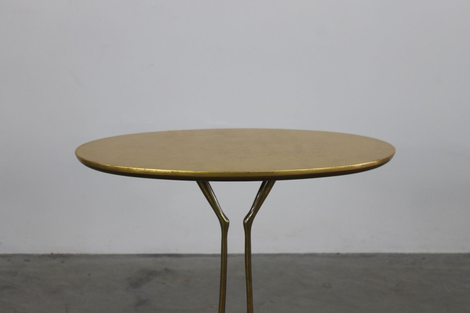 Meret Oppenheim Traccia Side Table In Wood Gold Leaf And Bronze By Gavina 1980s photo vintage