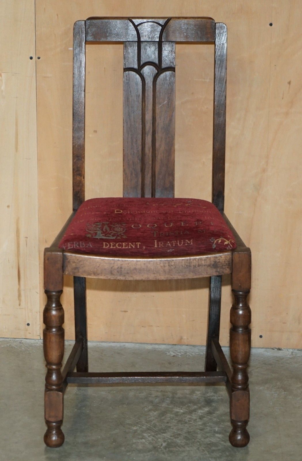 English Oak Art Deco Hall Chair With Latin Inscribed Seat Upholstery photo for sale