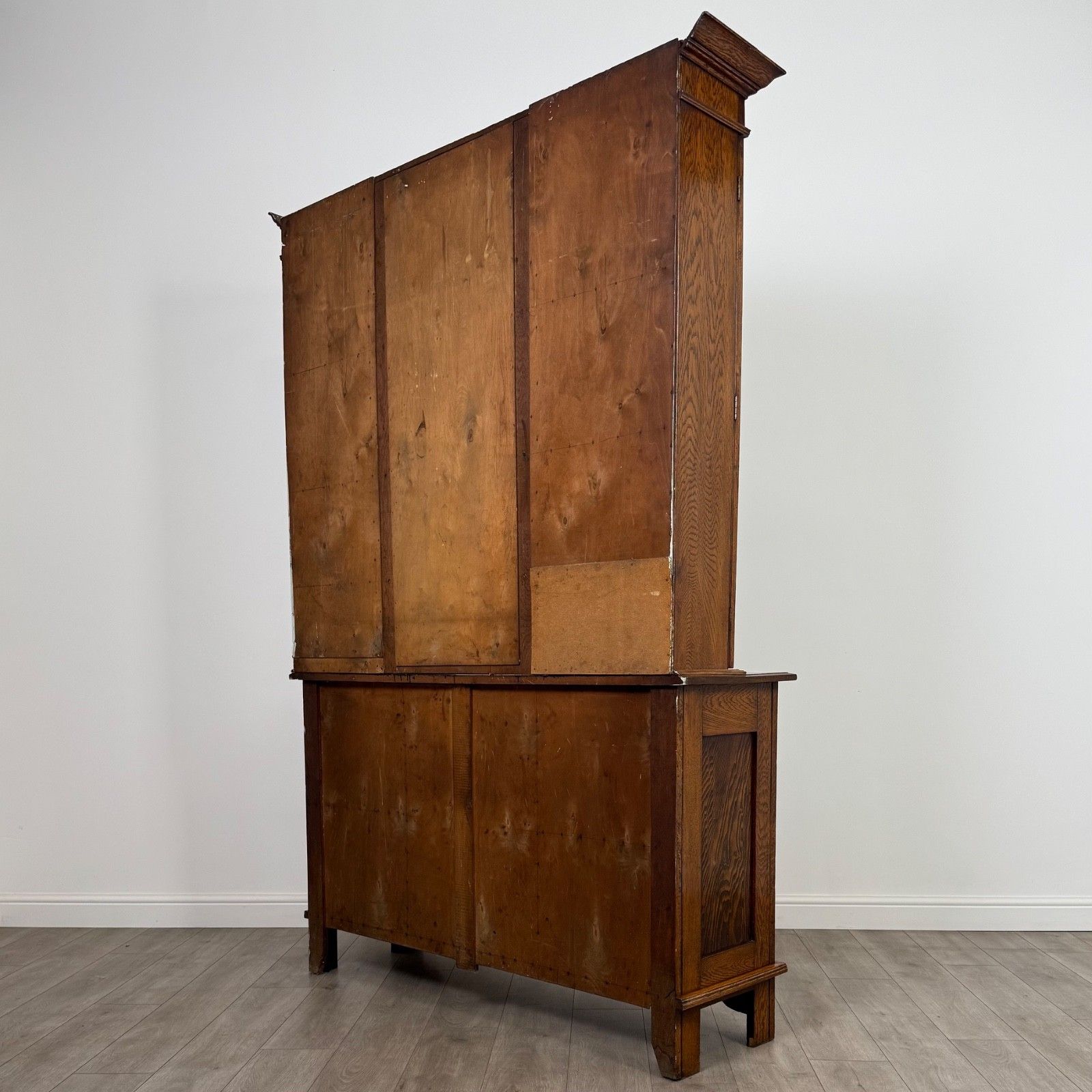 Antique 20th Century Fine Quality Art Nouveau Dresser In Oak photo vintage