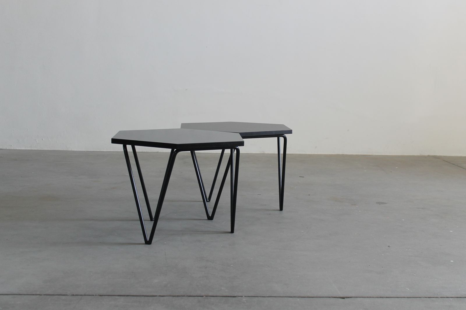 Gio Ponti Set Of Two Hexagonal Coffee Tables In Wood And Metal I.S.A. 1950s photo Furniture